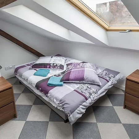 Kwatera prywatna Attic Place